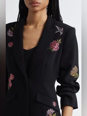 CINQ À SEPT Cheyenne Crystal Flower Black Embroidered Floral Blazer size 8